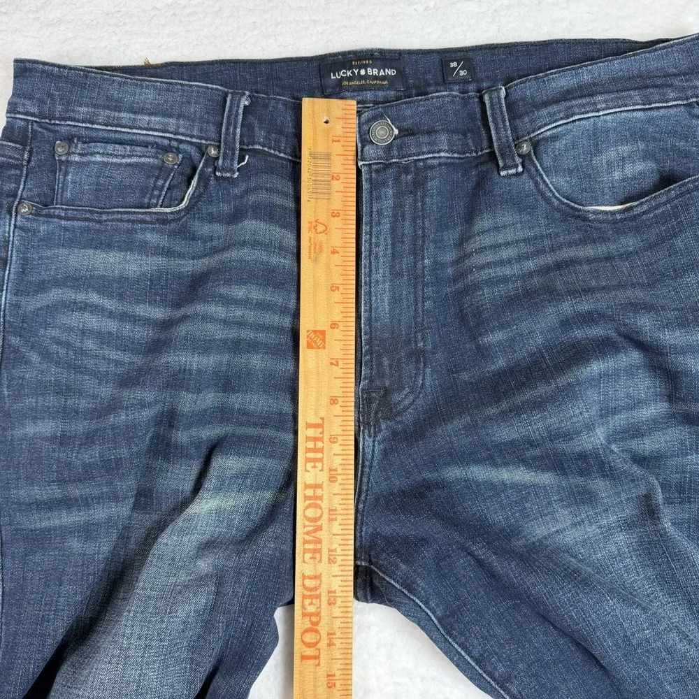 Lucky Brand 223 Straight Men's Blue Denim Jeans Size 38x30 Pants Stretch